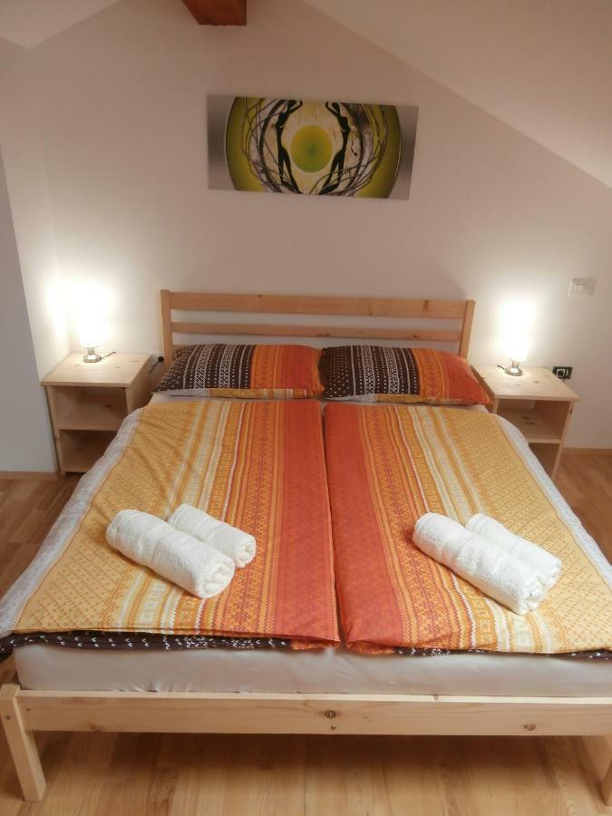Apartma Ana Dreznica โคบาริด ภายนอก รูปภาพ
